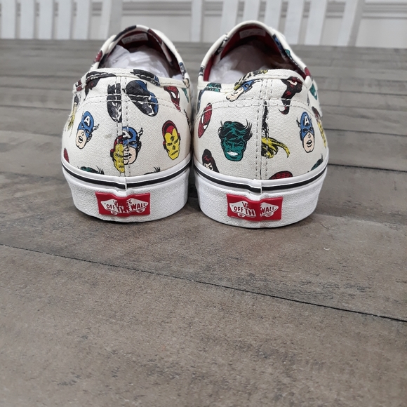 Vans Marvel Avengers Print Canvas Sneakers Shoes Mens Sz 11 - Picture 4 of 6